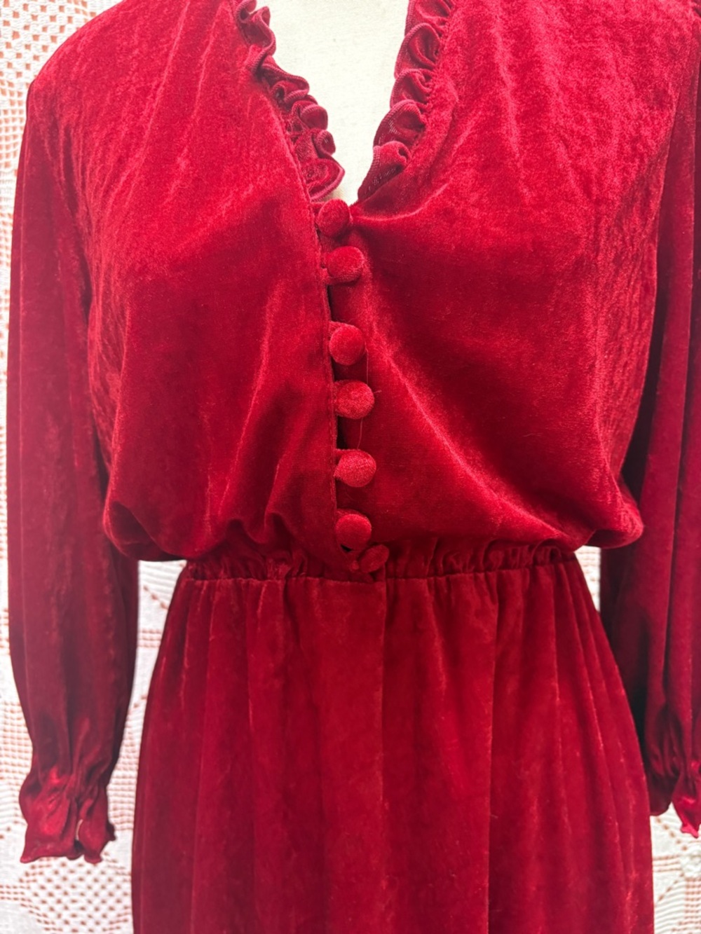 Vintage Red Velvet Dress | Ruffle Button Front Sz M - Picture 5 of 10